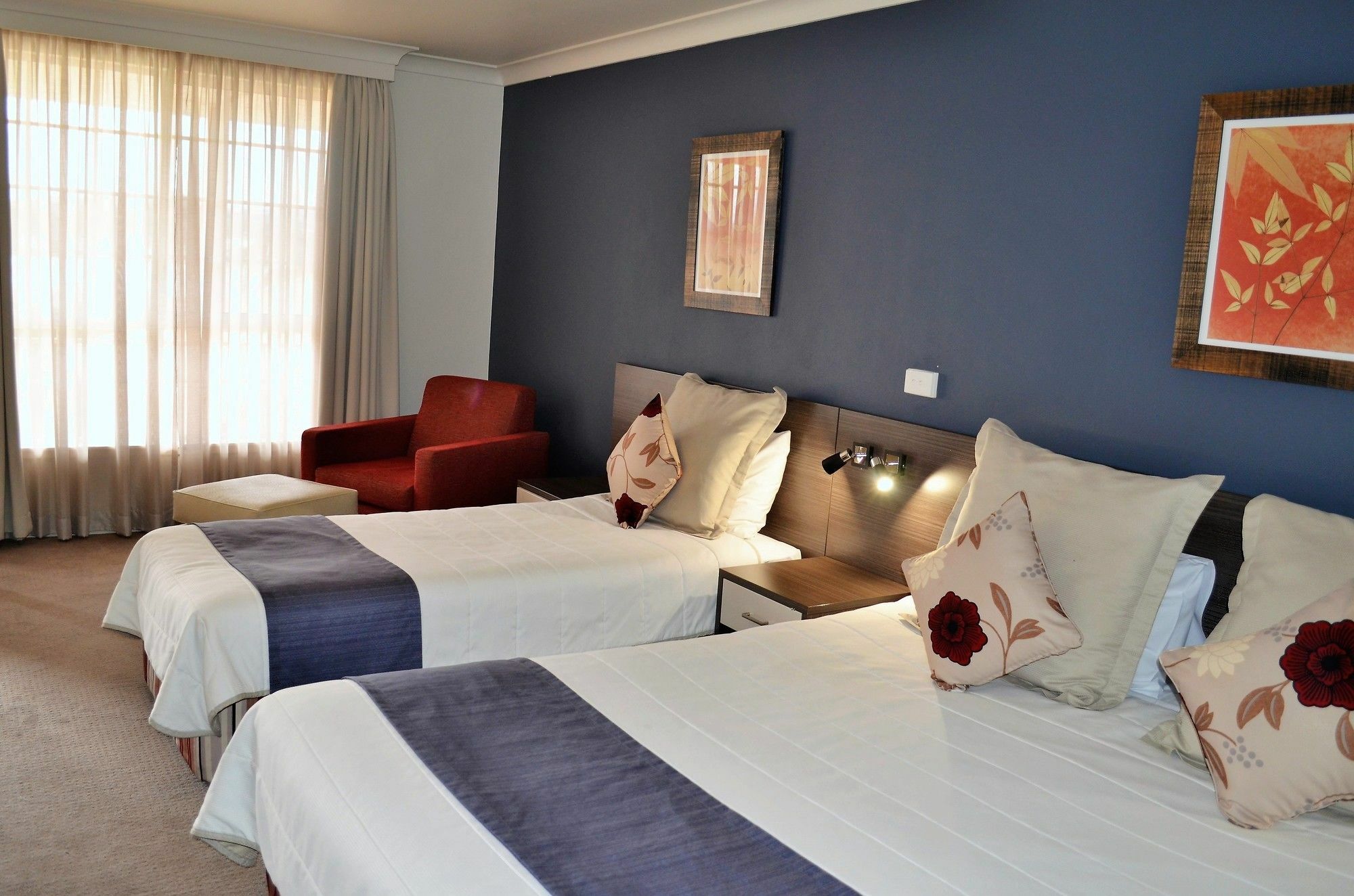 Motor 4* Bathurst